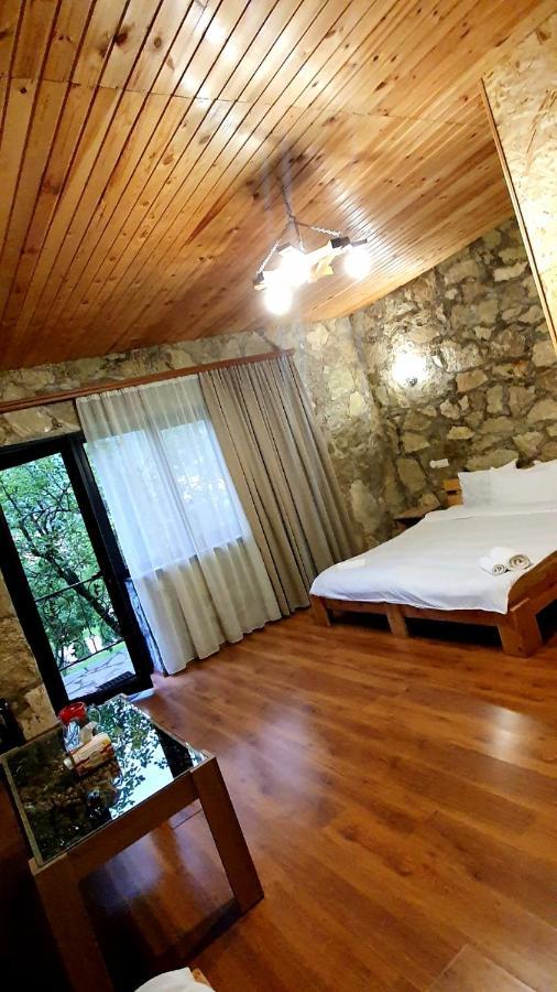Guest House Ijevan'S Garden Ngoại thất bức ảnh